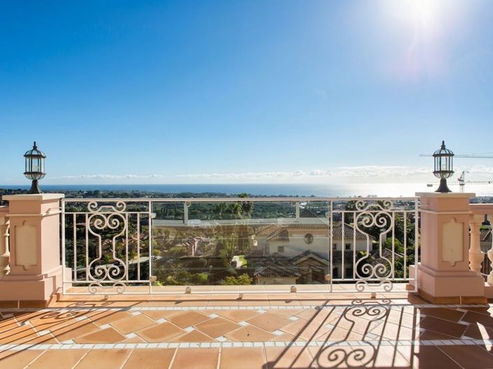 Image No.21-8 Bed Villa for sale