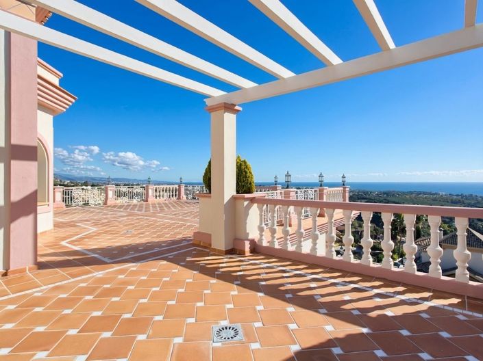 Image No.33-8 Bed Villa for sale