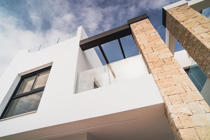 Image No.7-4 Bed House for sale