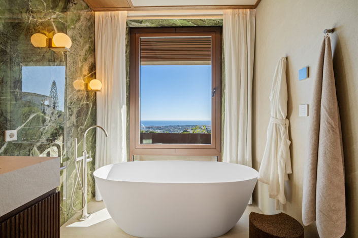 Image No.26-5 Bed Villa for sale