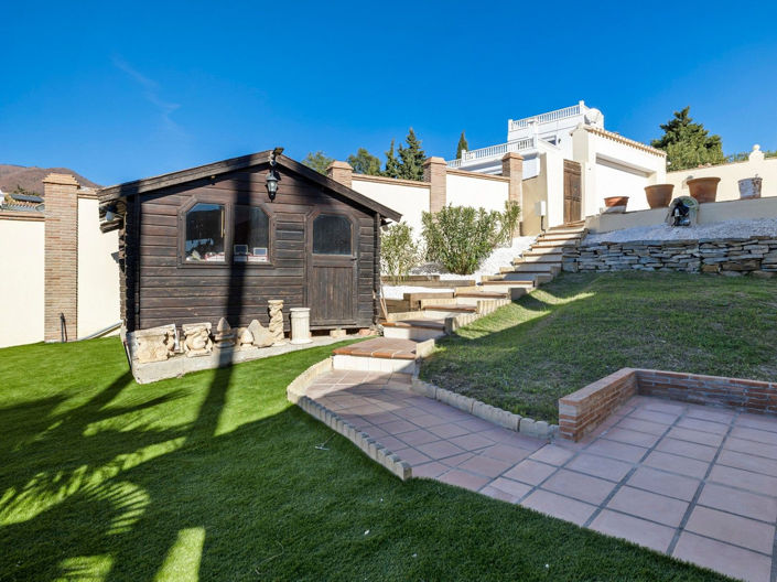 Image No.19-4 Bed House for sale