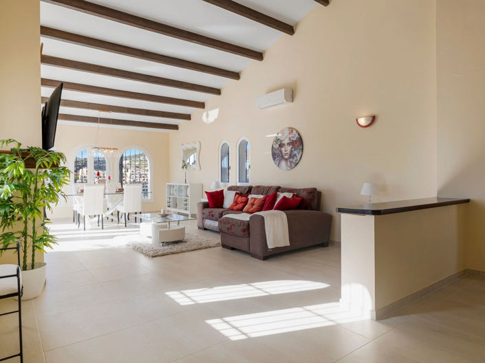 Image No.29-4 Bed House for sale