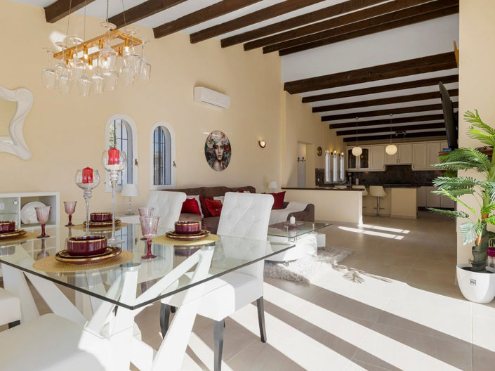 Image No.35-4 Bed House for sale