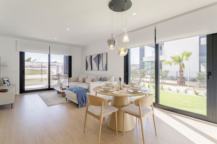 Image No.10-3 Bed Apartment for sale