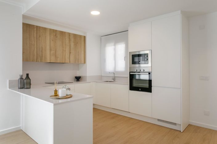Image No.15-3 Bed Apartment for sale
