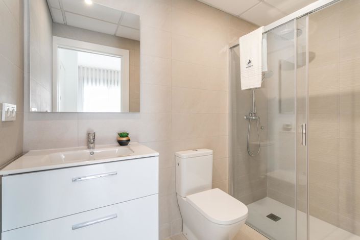 Image No.31-3 Bed Apartment for sale