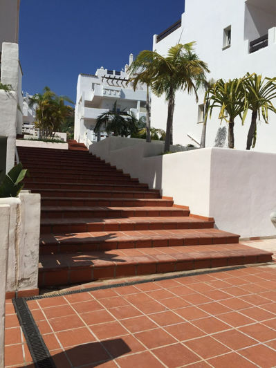 Image No.2-Appartement de 4 chambres à vendre à Estepona