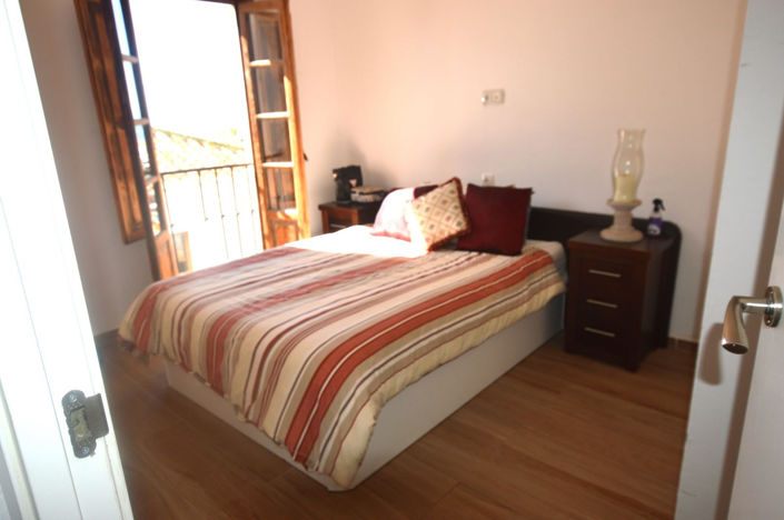 Image No.7-2 Bed Apartment for sale