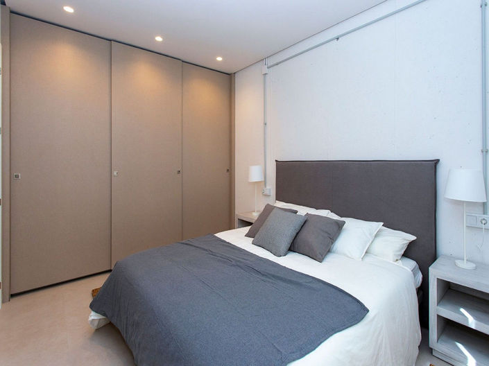 Image No.12-3 Bed House for sale