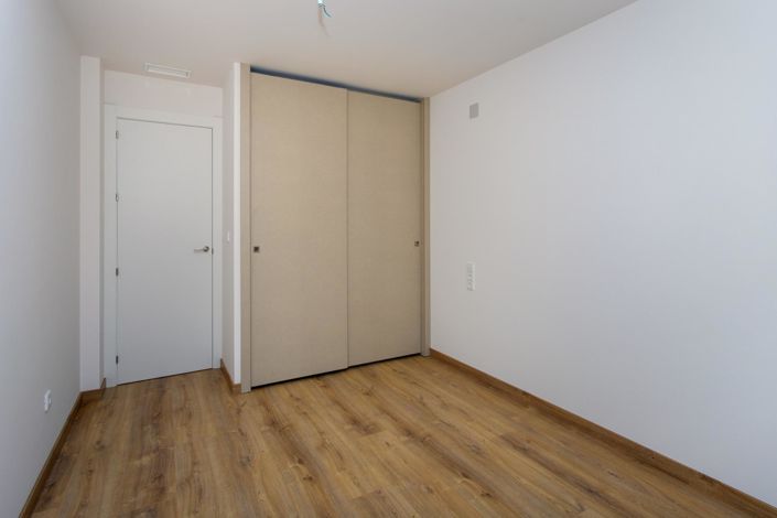 Image No.17-3 Bed Bungalow for sale