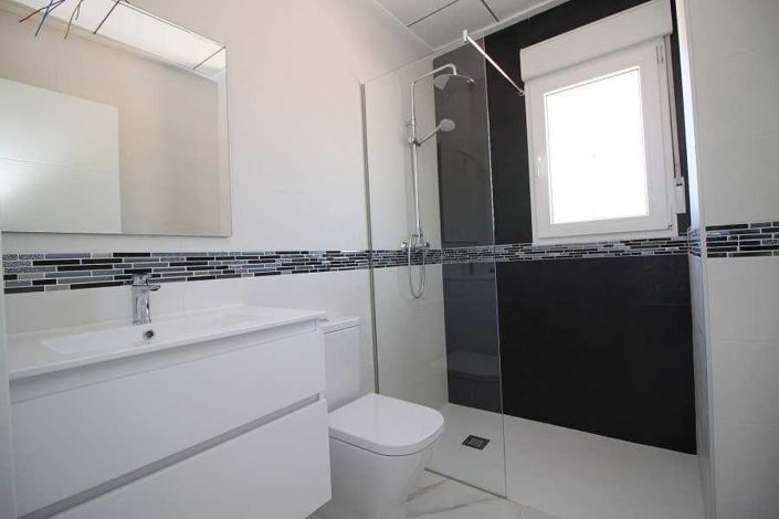 Image No.11-4 Bed Villa for sale