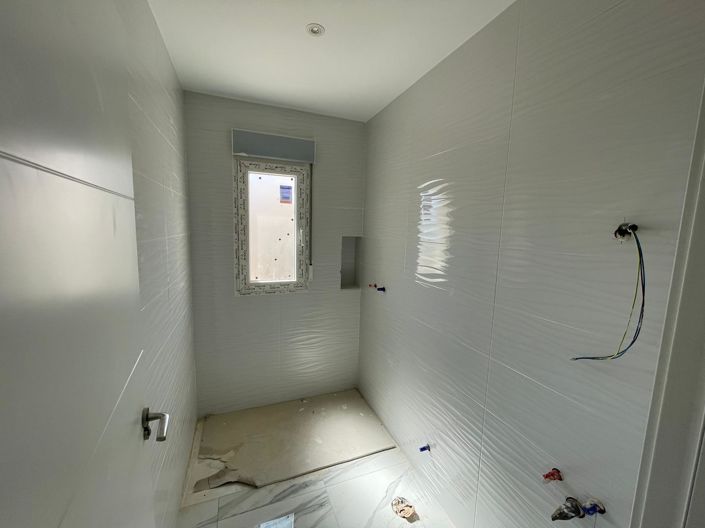 Image No.14-6 Bed Villa for sale