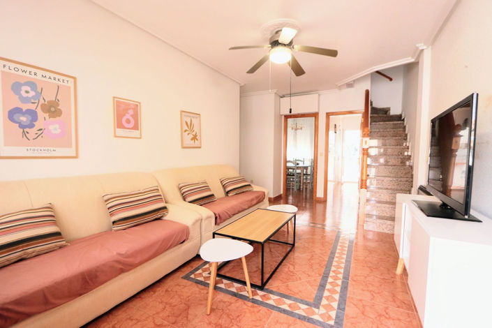 Image No.3-4 Bed House for sale