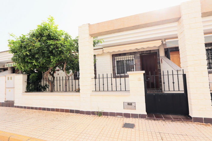 Image No.31-4 Bed House for sale