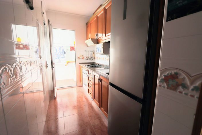 Image No.9-4 Bed House for sale