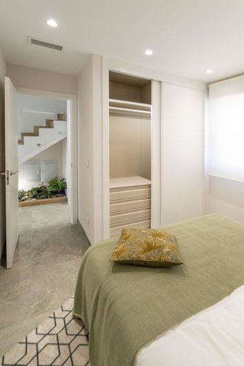 Image No.18-3 Bed Villa for sale