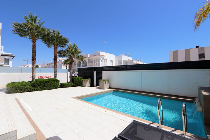 Image No.2-Maison de 3 chambres à vendre à Ciudad Quesada