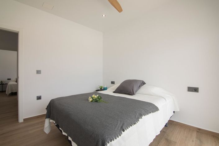 Image No.34-3 Bed Villa for sale