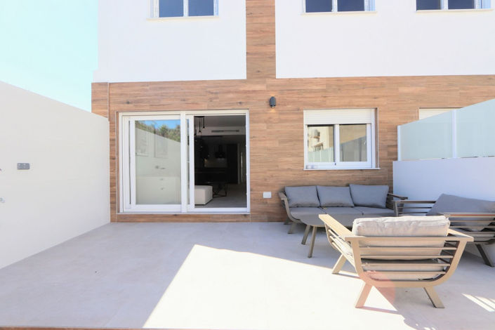 Image No.35-3 Bed Apartment for sale