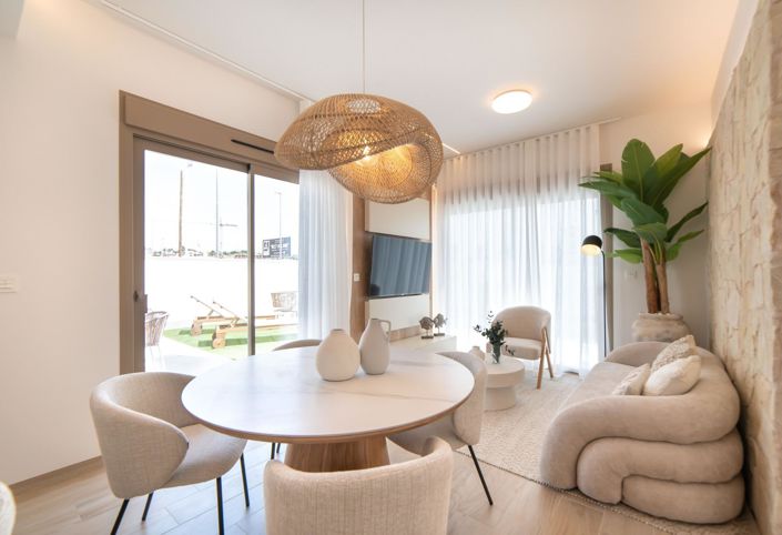 Image No.7-3 Bed Villa for sale