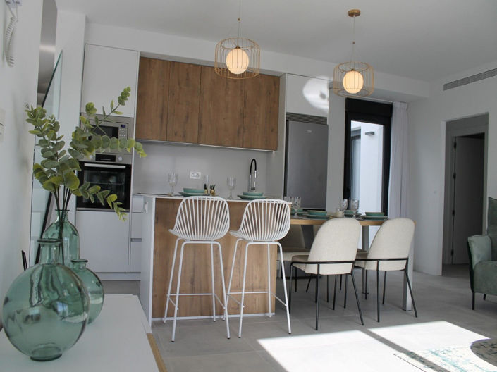 Image No.6-3 Bed House for sale