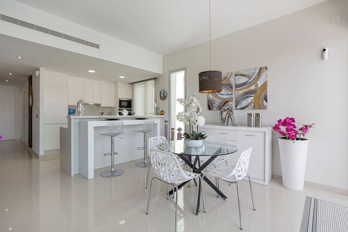 Image No.17-3 Bed House for sale