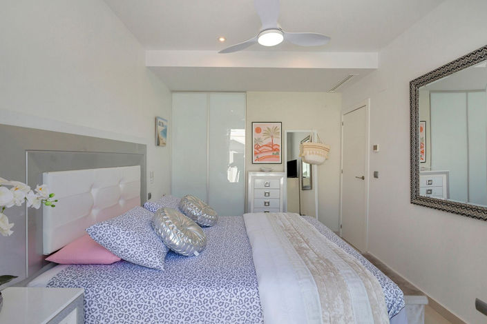 Image No.25-3 Bed House for sale