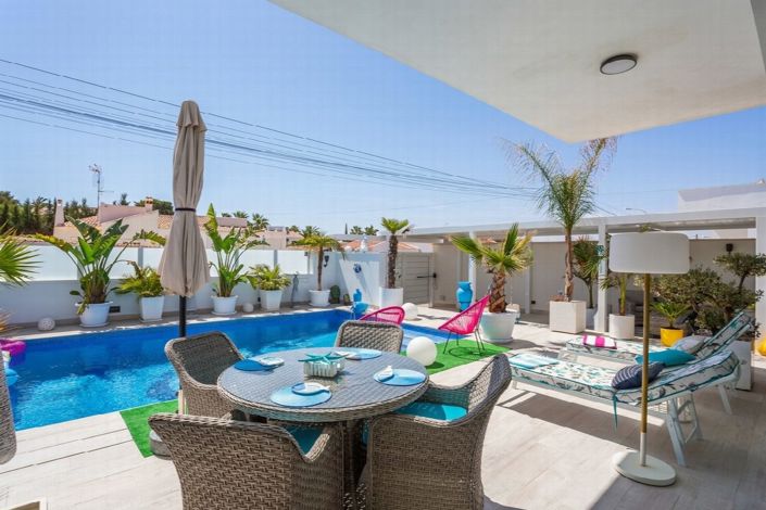 Image No.6-3 Bed Villa for sale