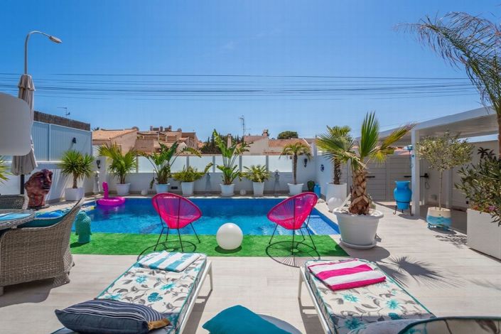 Image No.7-3 Bed Villa for sale