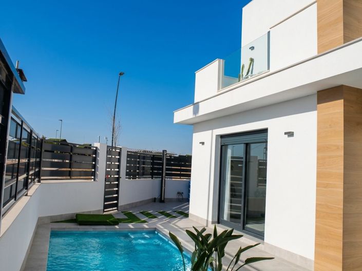 Image No.2-3 Bed Villa for sale