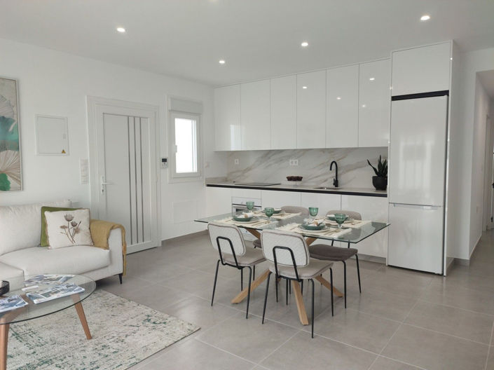 Image No.16-3 Bed House for sale