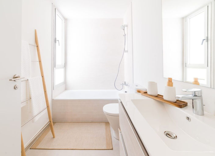 Image No.11-3 Bed Property for sale