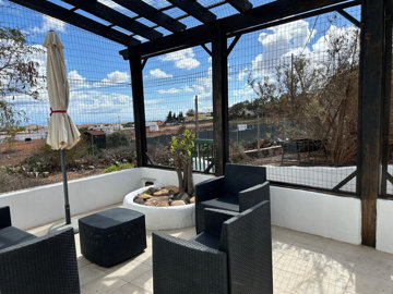 10-bb915d1cb19341576dcdc994b81ab9c5