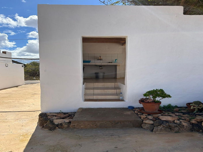 Image No.32-2 Bed House for sale