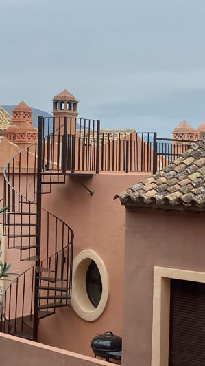 Image No.14-3 Bed House for sale