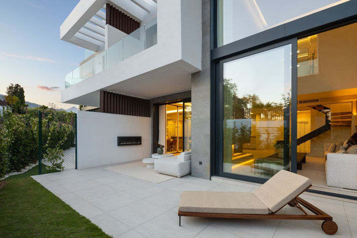 Image No.23-4 Bed Townhouse for sale