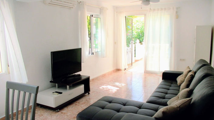 Image No.20-8 Bed House for sale