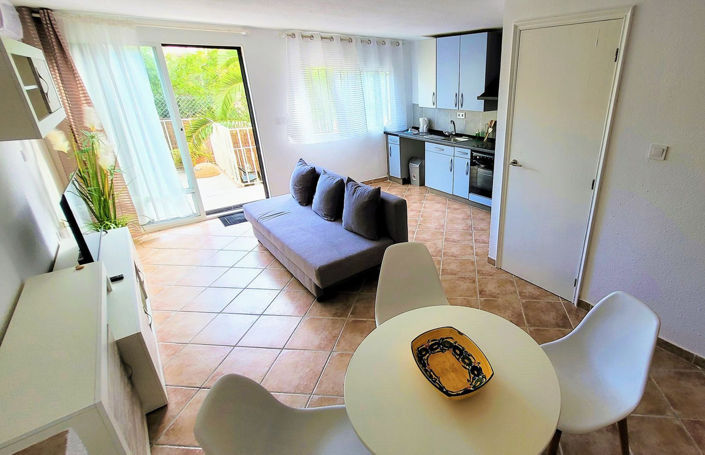 Image No.44-8 Bed House for sale