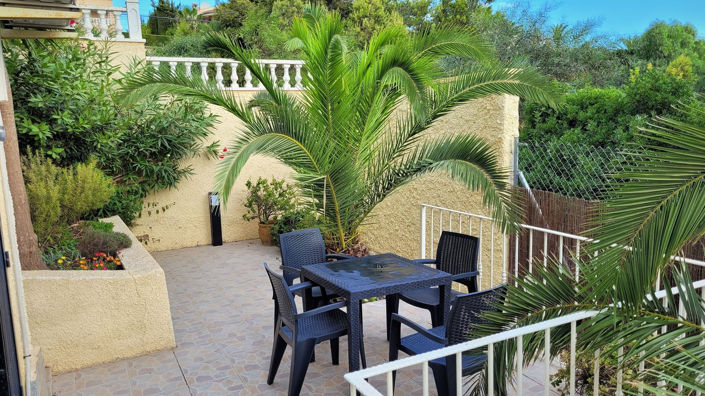 Image No.47-8 Bed House for sale