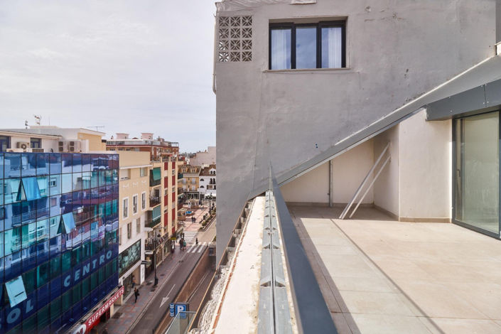 Image No.49-2 Bed Property for sale