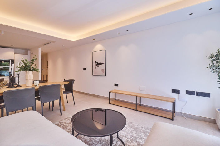 Image No.9-3 Bed Property for sale