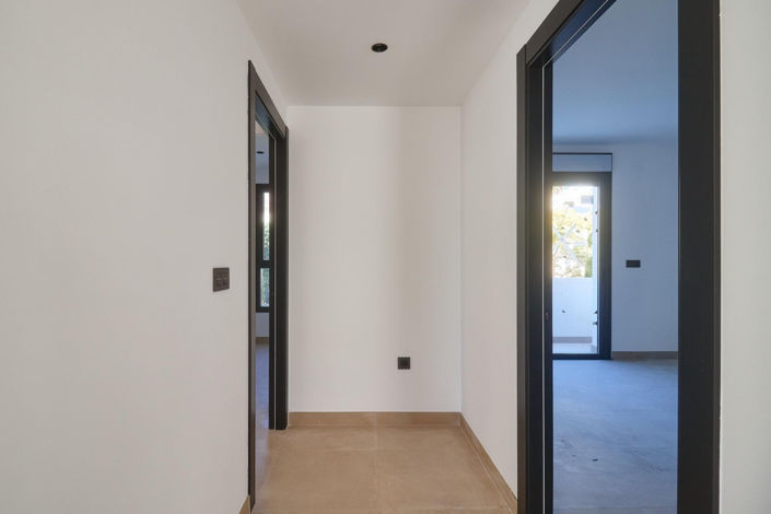 Image No.21-4 Bed Villa for sale