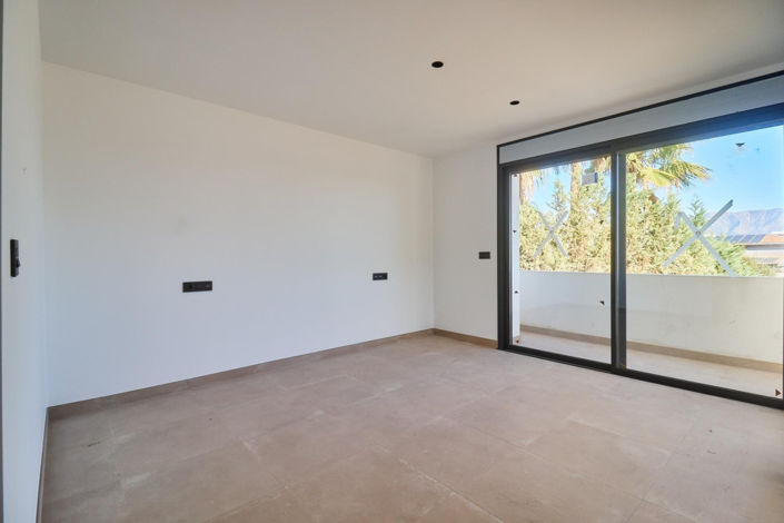 Image No.36-4 Bed Villa for sale