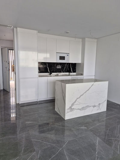 Image No.22-2 Bed Property for sale