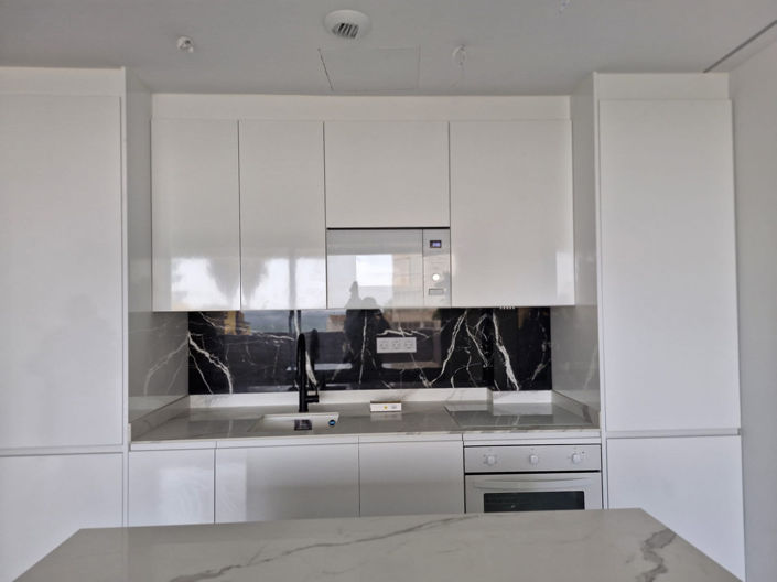 Image No.23-2 Bed Property for sale