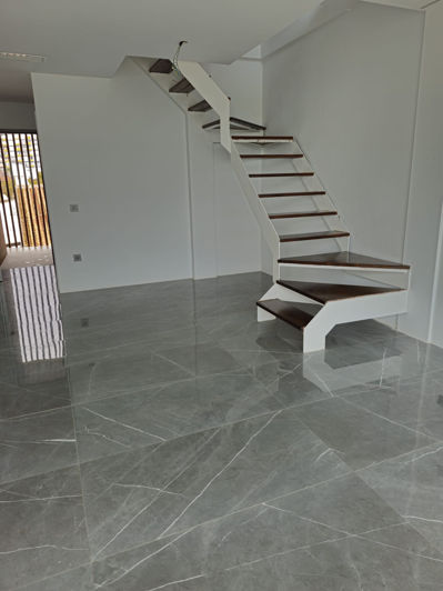 Image No.24-2 Bed Property for sale