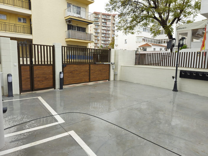 Image No.33-2 Bed Property for sale