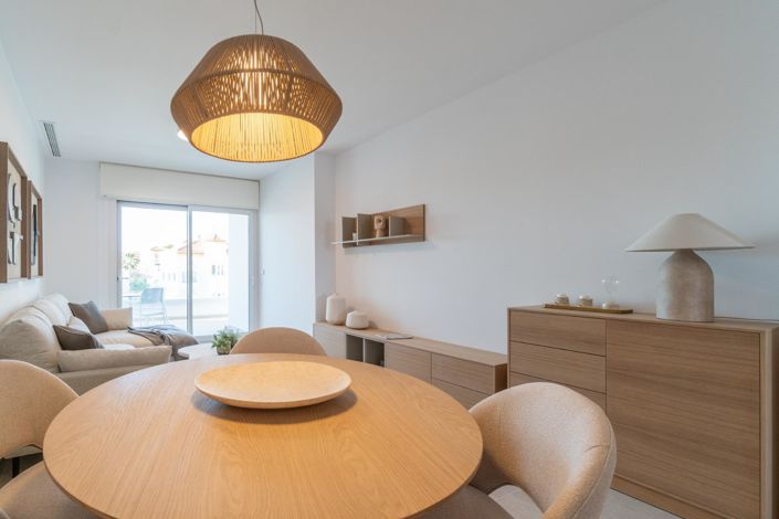 Image No.15-3 Bed Apartment for sale