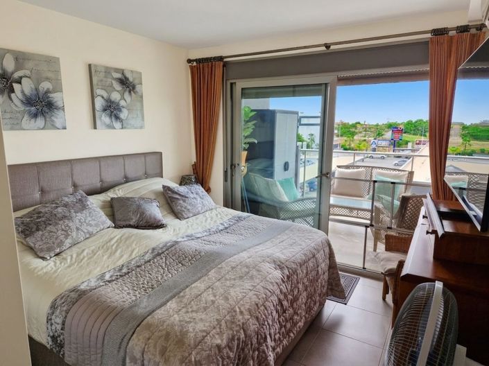Image No.12-3 Bed Apartment for sale