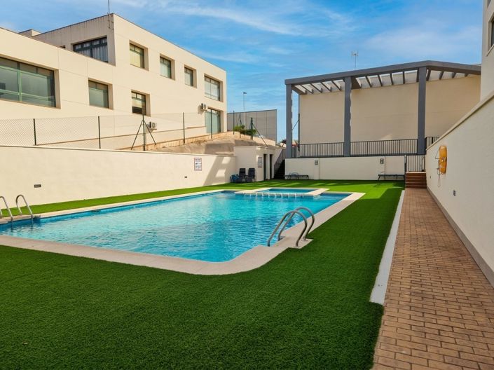 Image No.2-3 Bed Apartment for sale